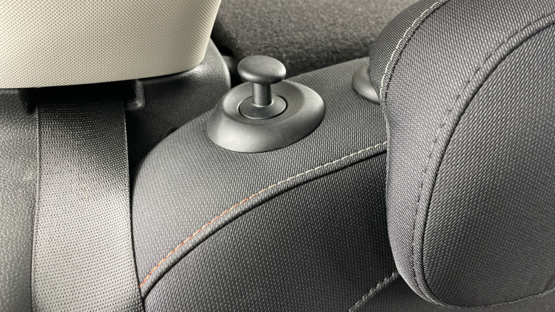 MINI Hatchback 1.5 Cooper Classic Premium 5dr Auto Petrol Hatchback